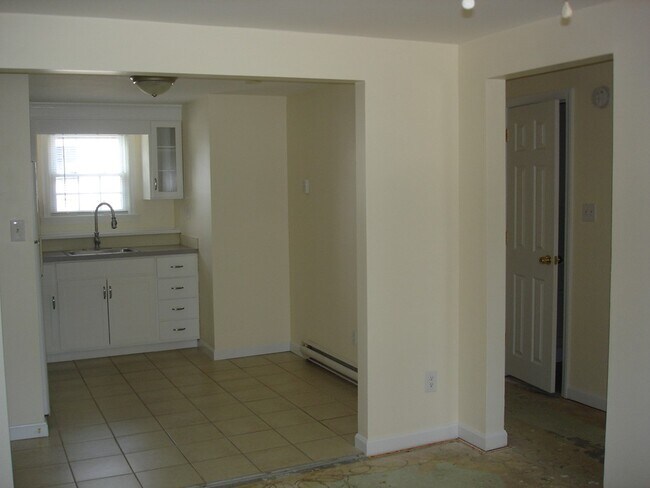 Foto del edificio - 8 Groton-Harvard Rd