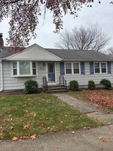 Building Photo - 125 Douglas St