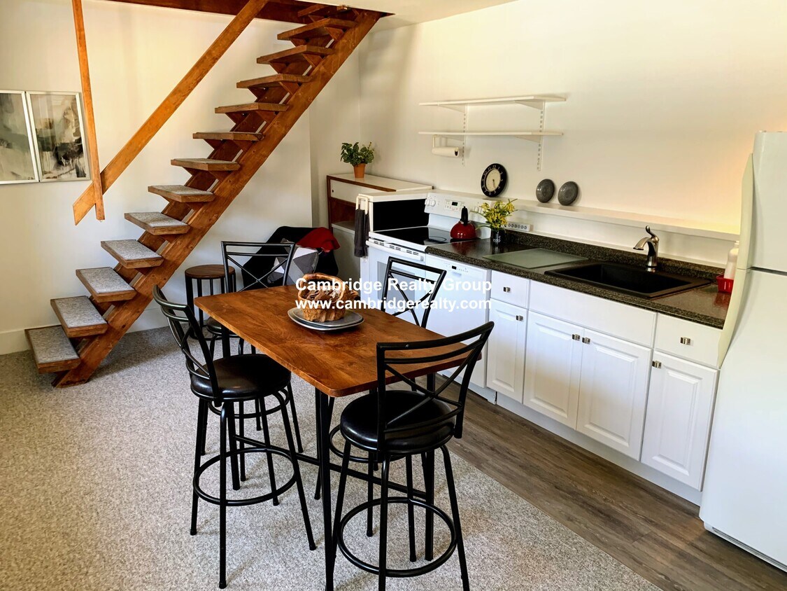 Foto principal - 13 Huron Ave