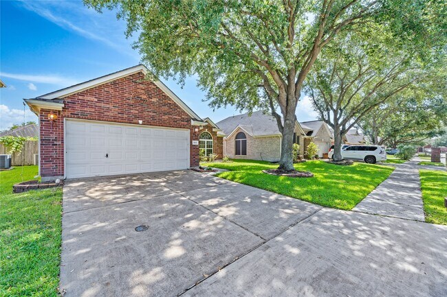 Foto del edificio - 11843 Leaf Oak Dr