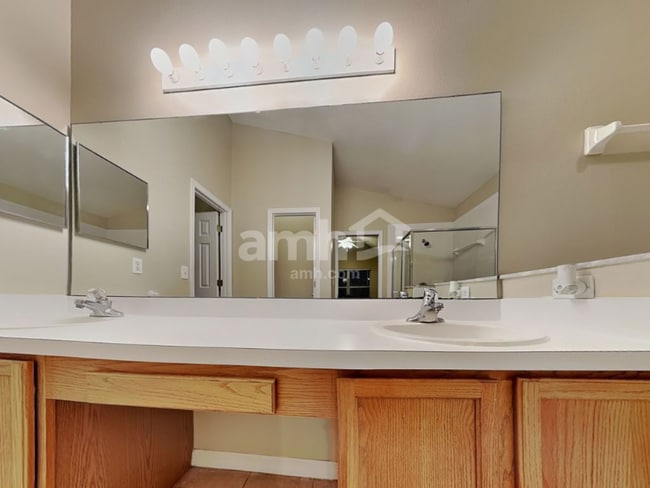 Building Photo - 2687 Crater Ct
