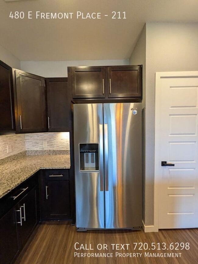 Foto del edificio - 480 E Fremont Pl