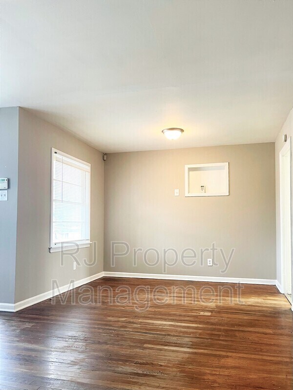 Building Photo - 3562 Bigelow St