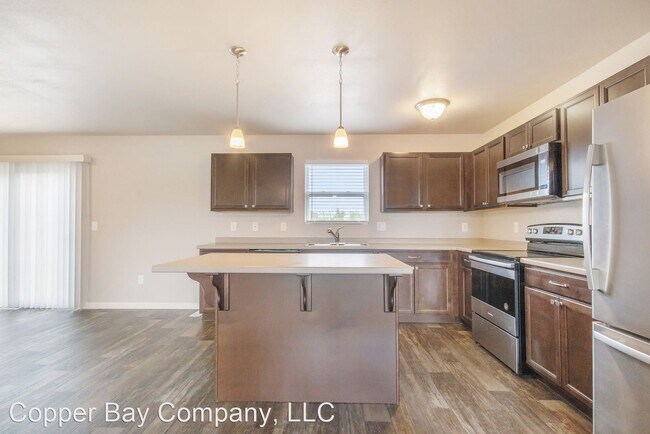 Building Photo - 4 br, 2.5 bath House - 2680 Plover Drive