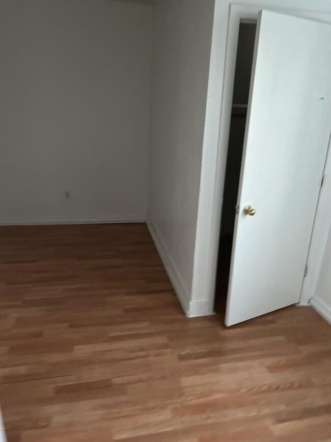 Foto del edificio - 180 Main St