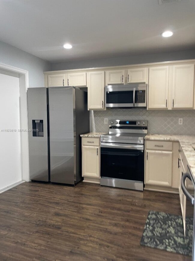 Foto del edificio - 6132 Southard St