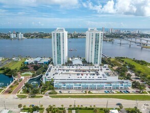 Building Photo - 241 Riverside Dr