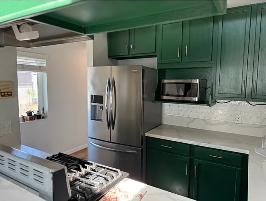 Foto principal - 210 E Plymouth St