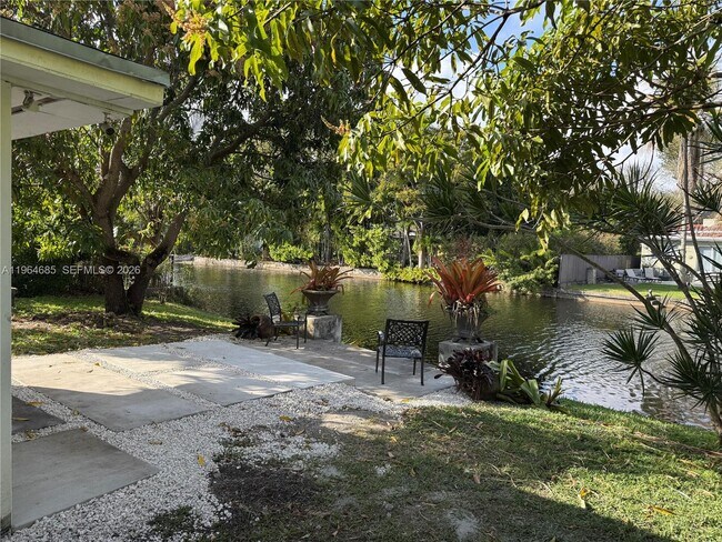 Building Photo - 8410 NE 2nd Ct