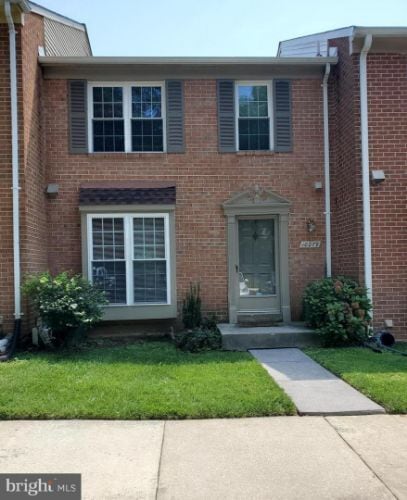 Primary Photo - 10279 Green Holly Terrace