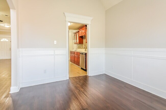 Building Photo - 7303 Peppermill Ln