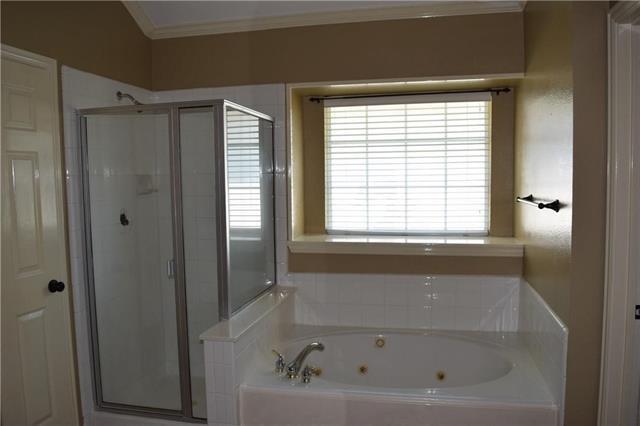 Foto del edificio - 3811 Rose Ct