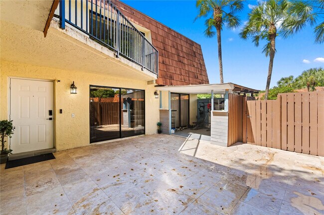 Building Photo - 1600 Coral Ave