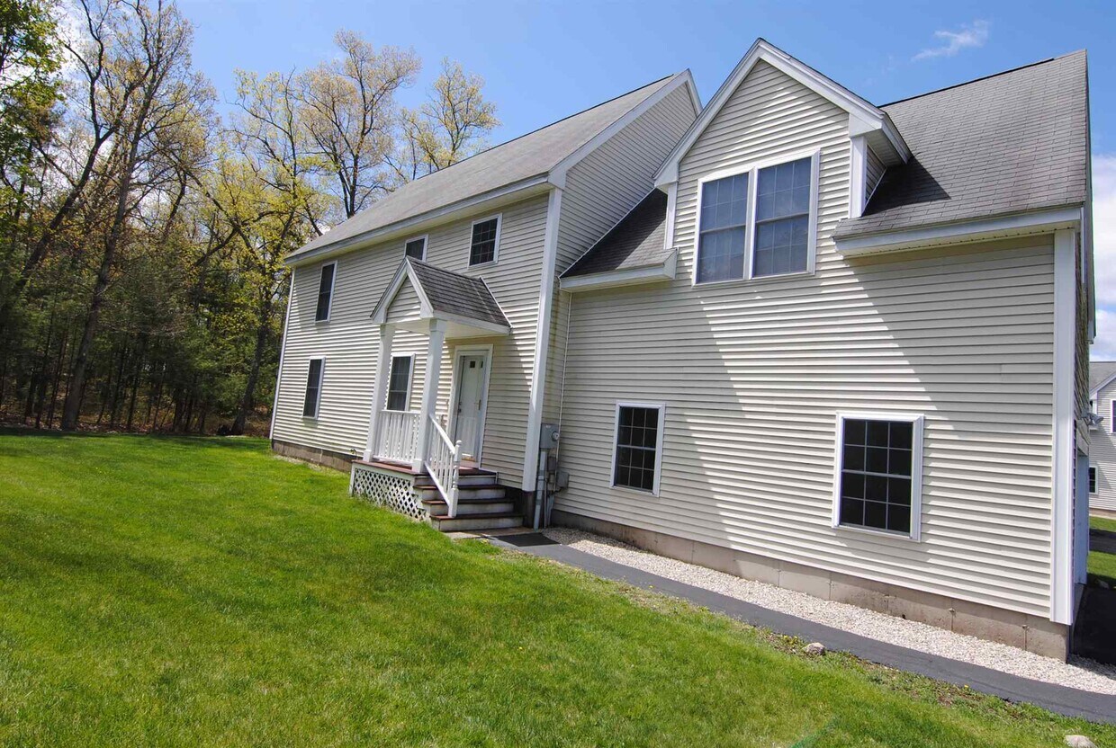 114 Barbara Ln, Hudson, NH 03051 Condo for Rent in Hudson, NH