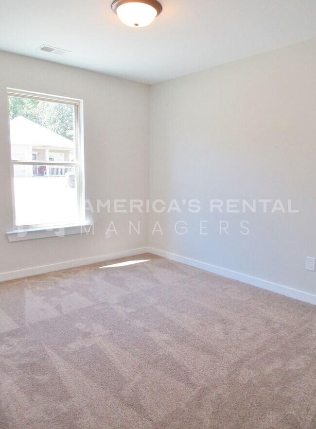 Building Photo - Home for Rent in Margaret, AL!!!