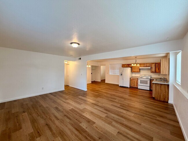 Photo - 1330 17th Ave Apartment