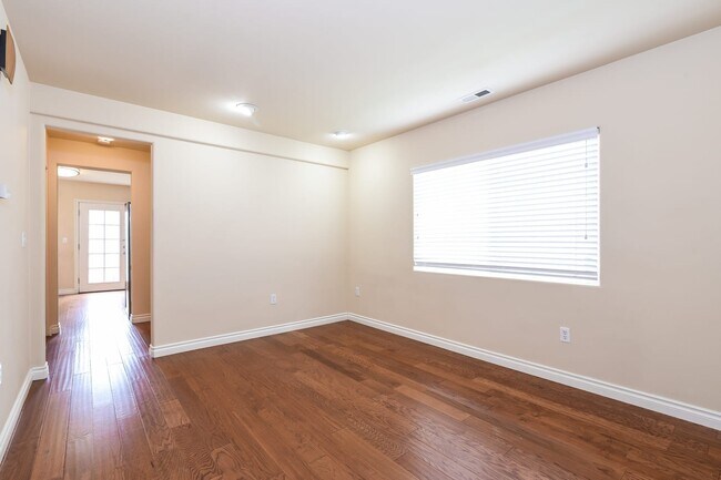 Foto del edificio - 12227 47th Ave S