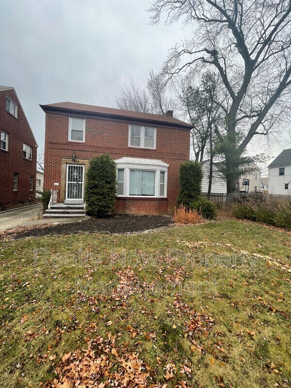 3837 Bushnell Rd, University Heights, OH 44118 House Rental in