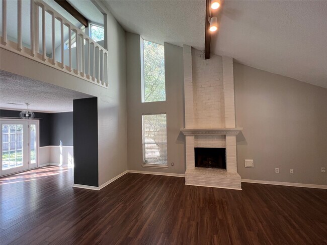 Foto del edificio - 38 Meadow Cove Dr