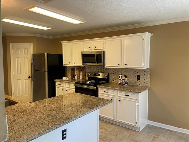 Building Photo - 5218 Timbers Quail Dr