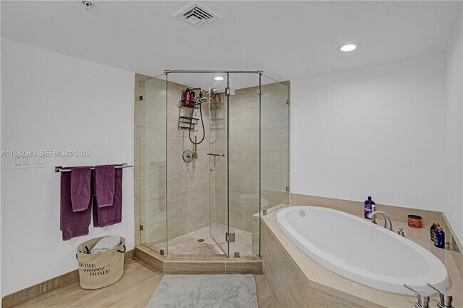 Foto del edificio - 7928 East Dr