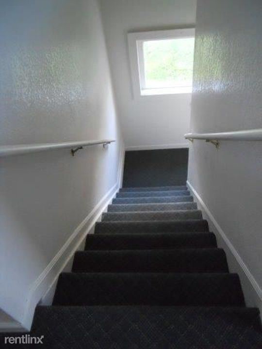 Building Photo - 2 br, 1 bath Apartment - 26057 Gibraltar Road