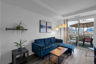 Building Photo - 10 Willison Square