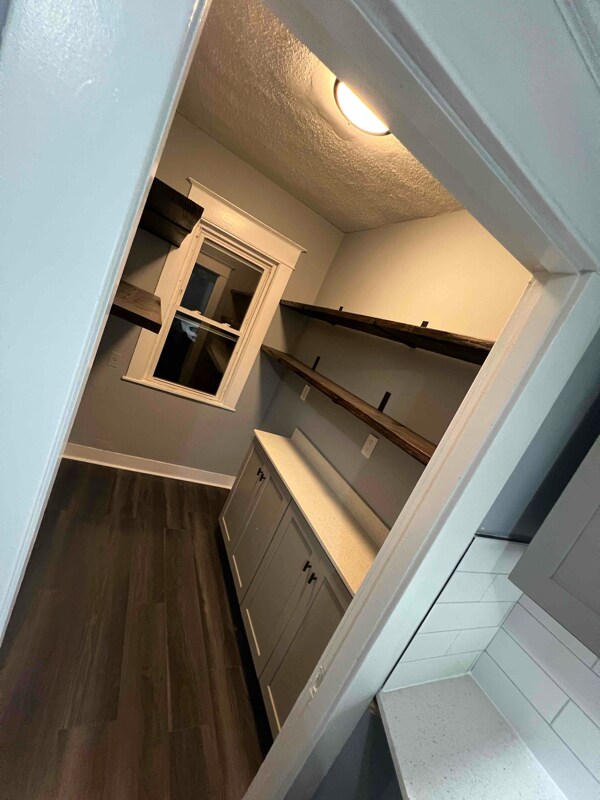 Foto del edificio - 182 Oak Grove Ave