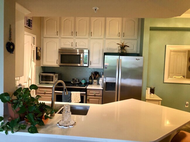 Building Photo - ***POSITANO PLACE***2 BEDS/ 2 BATH***NORTH...