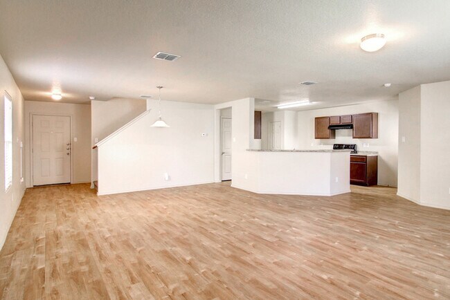 Building Photo - 8918 Bonnie Butler