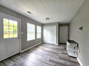 Building Photo - 4103 Deans Bridge Rd