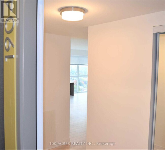 Photo du bâtiment - 20 Thomas Riley Rd