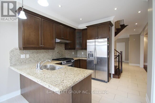 Photo du bâtiment - 132 Farmstead Rd