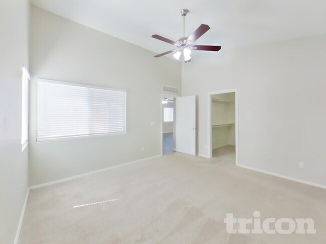 Foto del edificio - 79 E Lupine Pl