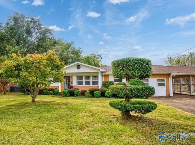 Building Photo - 3809 Saturn Dr SW