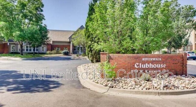 Building Photo - 2894 W Riverwalk Cir