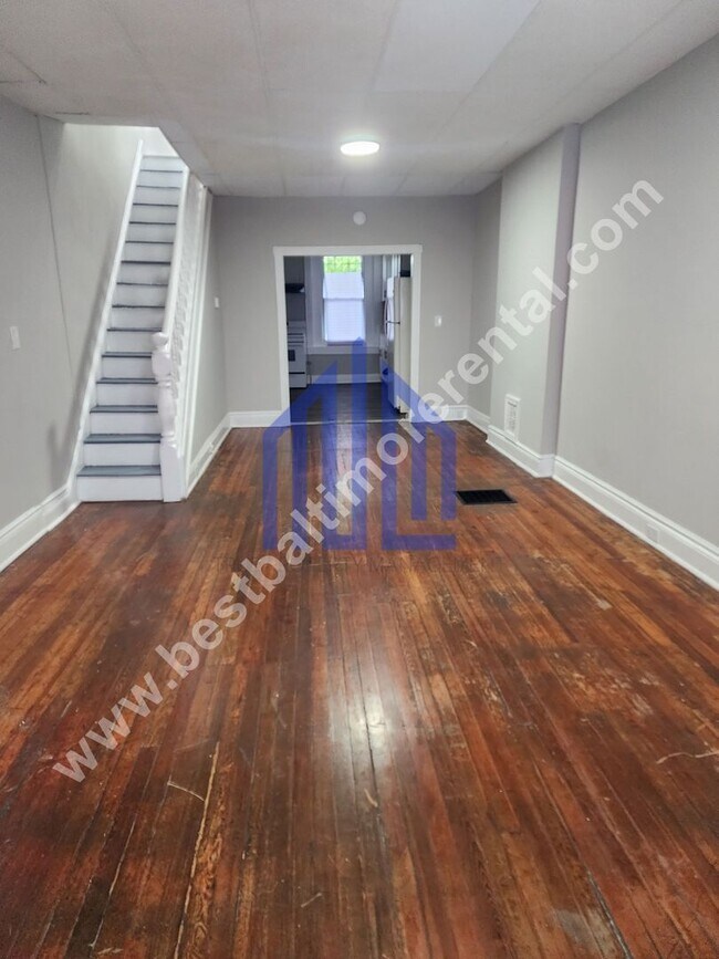 Foto del edificio - Coming Soon!!!!!! Spacious 3 Bedroom in We...