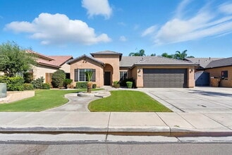 Building Photo - 10214 Pepperwood Dr