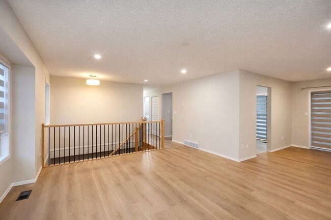 Photo du bâtiment - 32134 Sorrento Ave