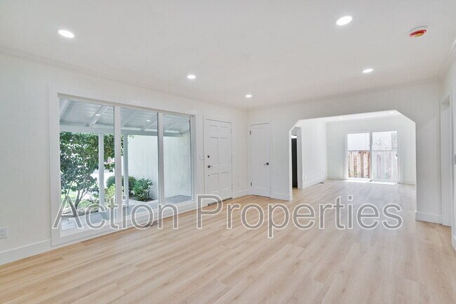 Foto del edificio - 207 Haight St