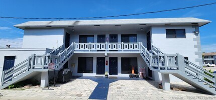 Building Photo - 5940 NW 16th Pl
