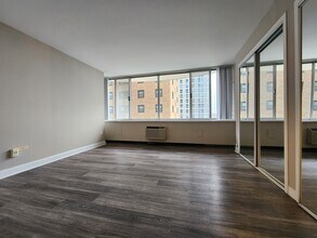 2/2ba Bedroom 1 - Prospect Tower