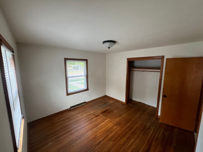 Foto del edificio - 908 Jackson St