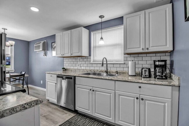 Foto del edificio - 2728 Niagara Falls Blvd