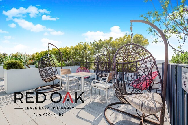 Foto del edificio - ~4 Weeks FREE~ +$500 Look & Lease Special!...