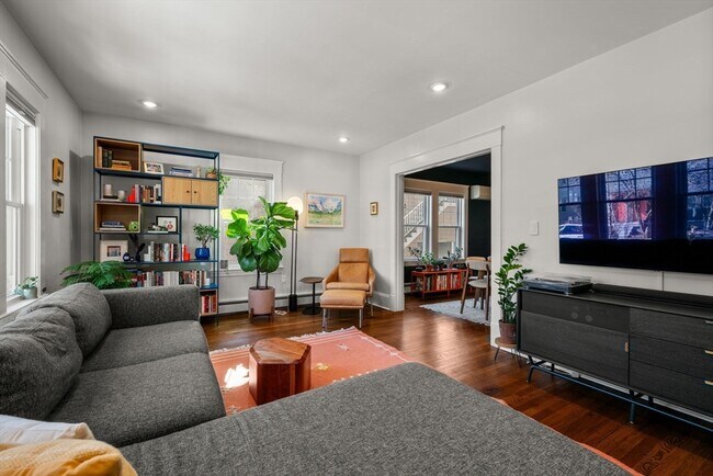 Building Photo - 71-73-73 Brookley Rd