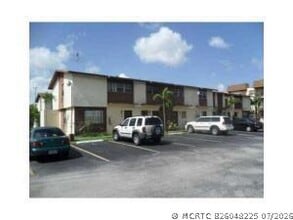 Building Photo - 20 SW 108th Ave