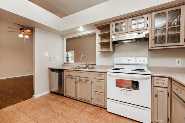 Foto del edificio - 208 S Cougar Ave