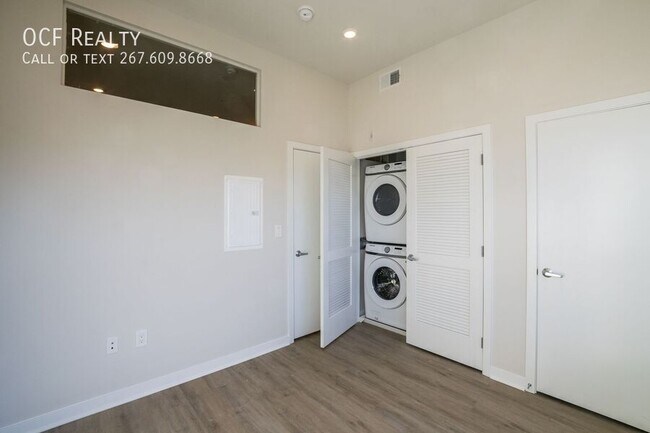 Foto del edificio - 1330 S Patton St