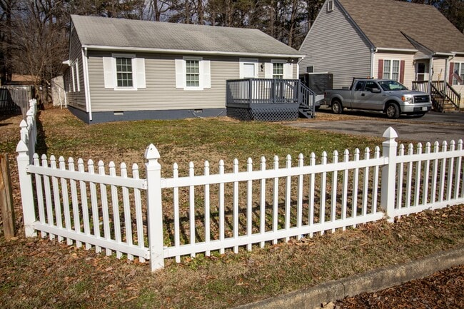 Foto del edificio - 822 Winnetka Ave